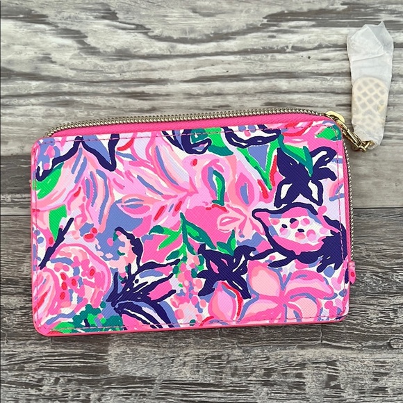 Lilly Pulitzer Colorful Floral Wallet - Picture 6 of 8